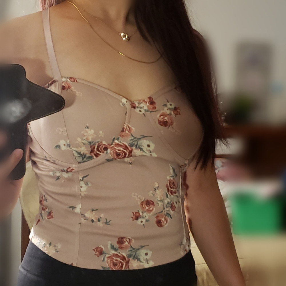women top by guess